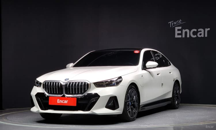 5 Series (G60)
