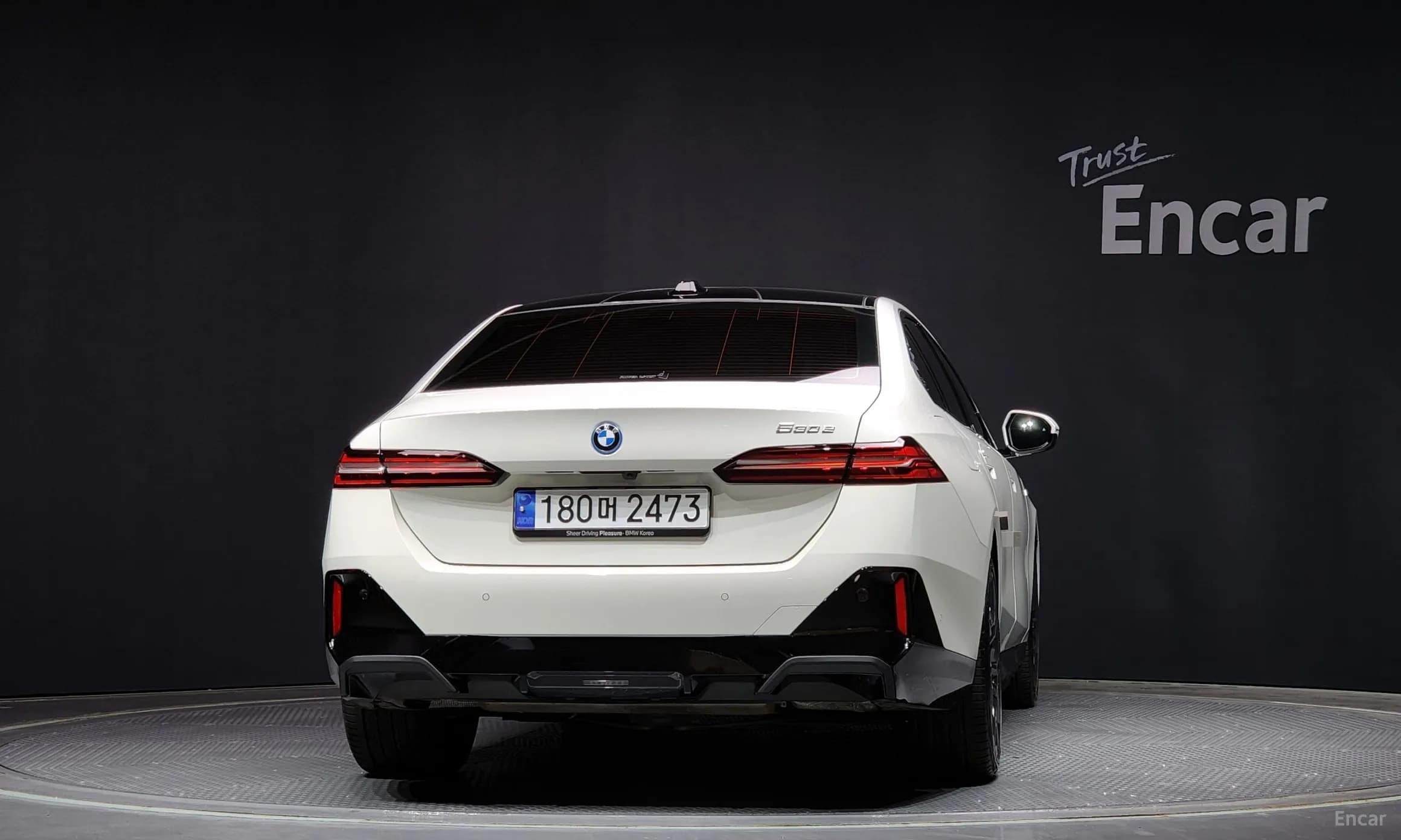 5 Series (G60)