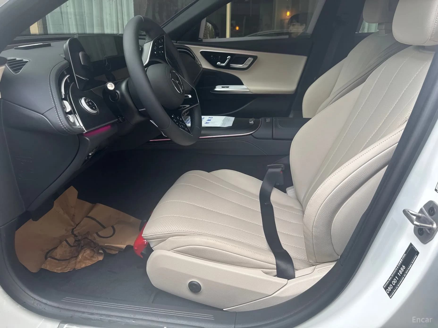 E-Class W214