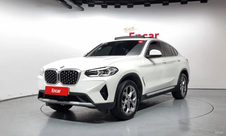 X4 (G02)