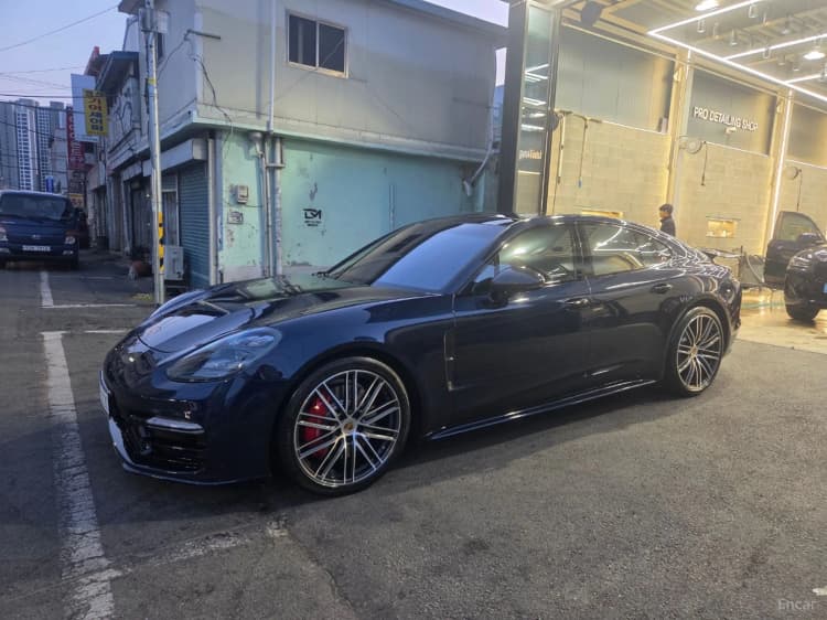Panamera (971)