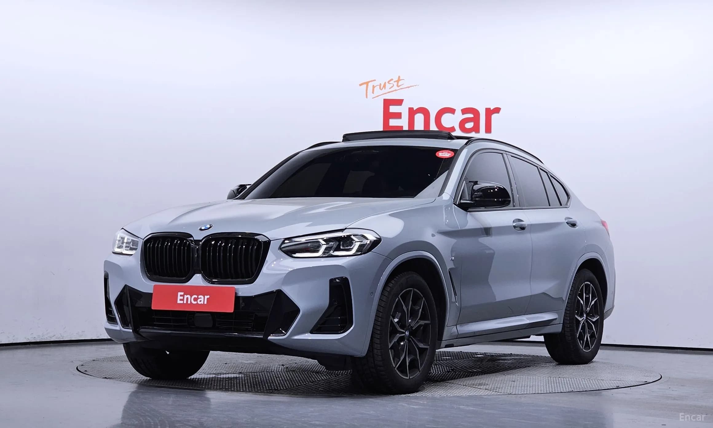 X4 (G02)