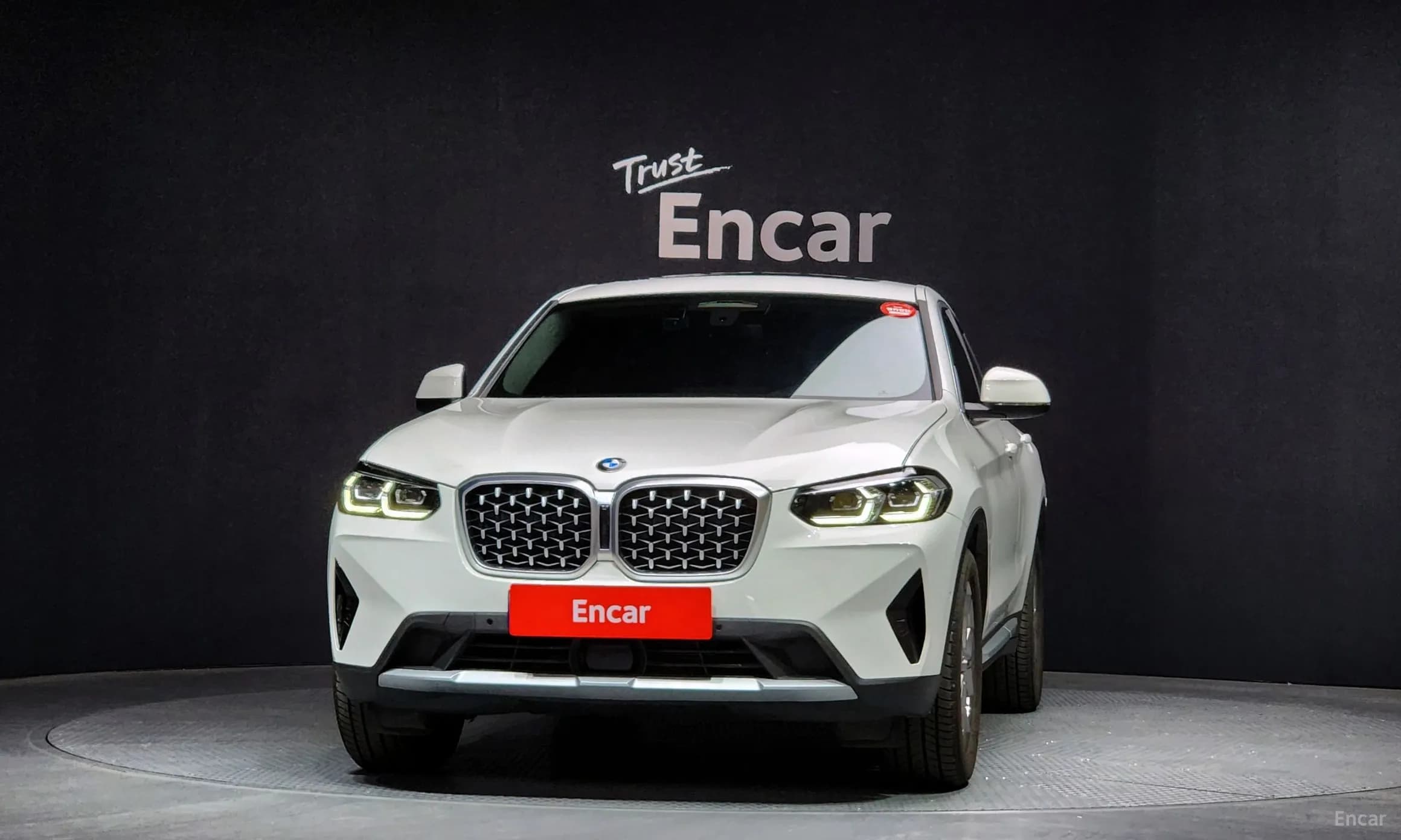 X4 (G02)