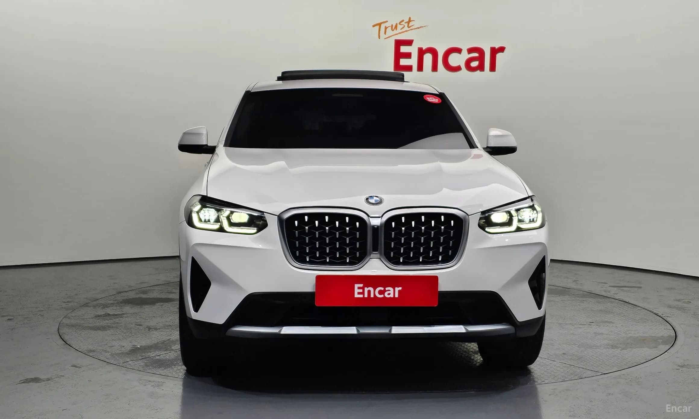 X4 (G02)