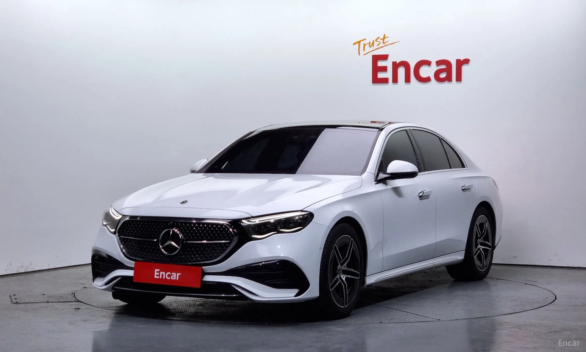 E-Class W214