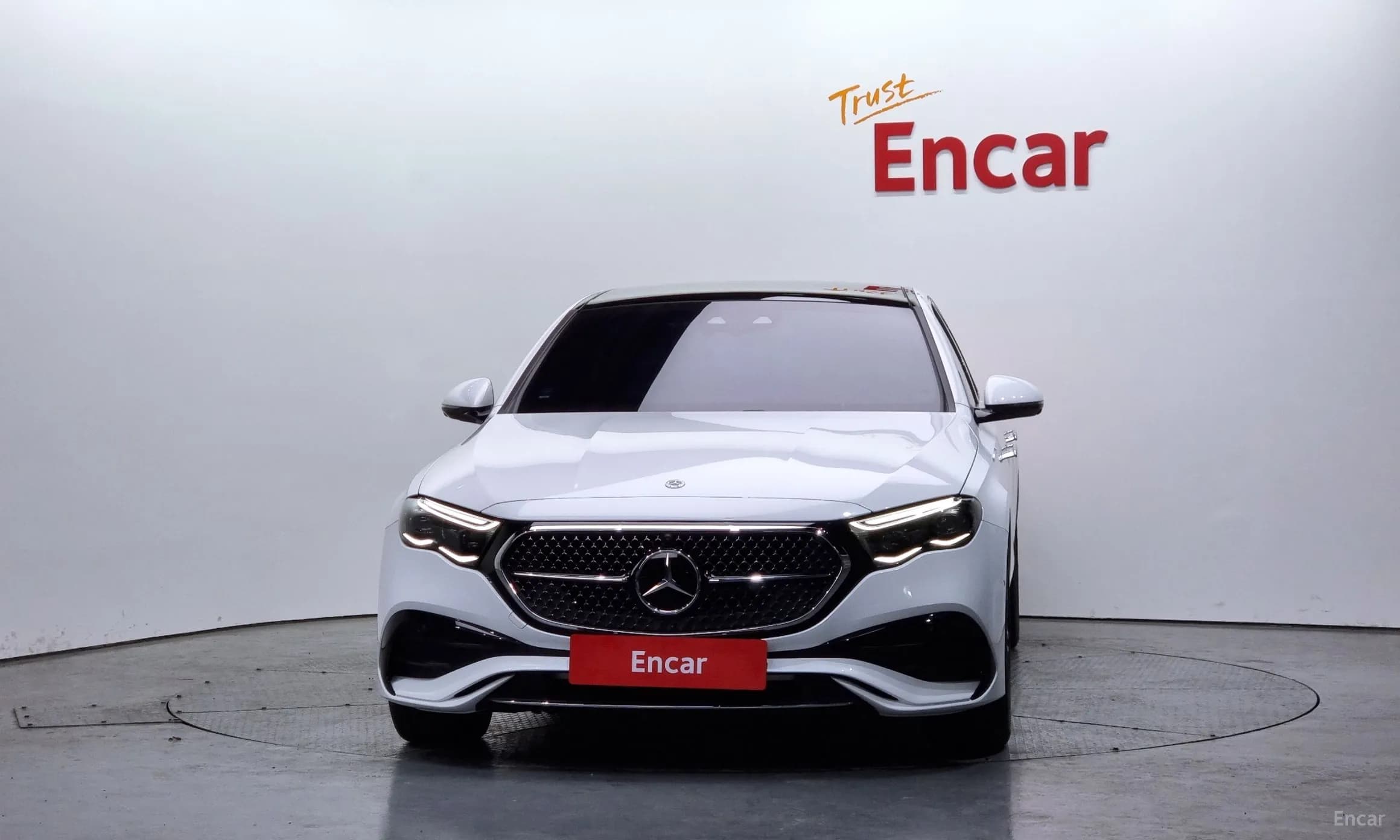 E-Class W214