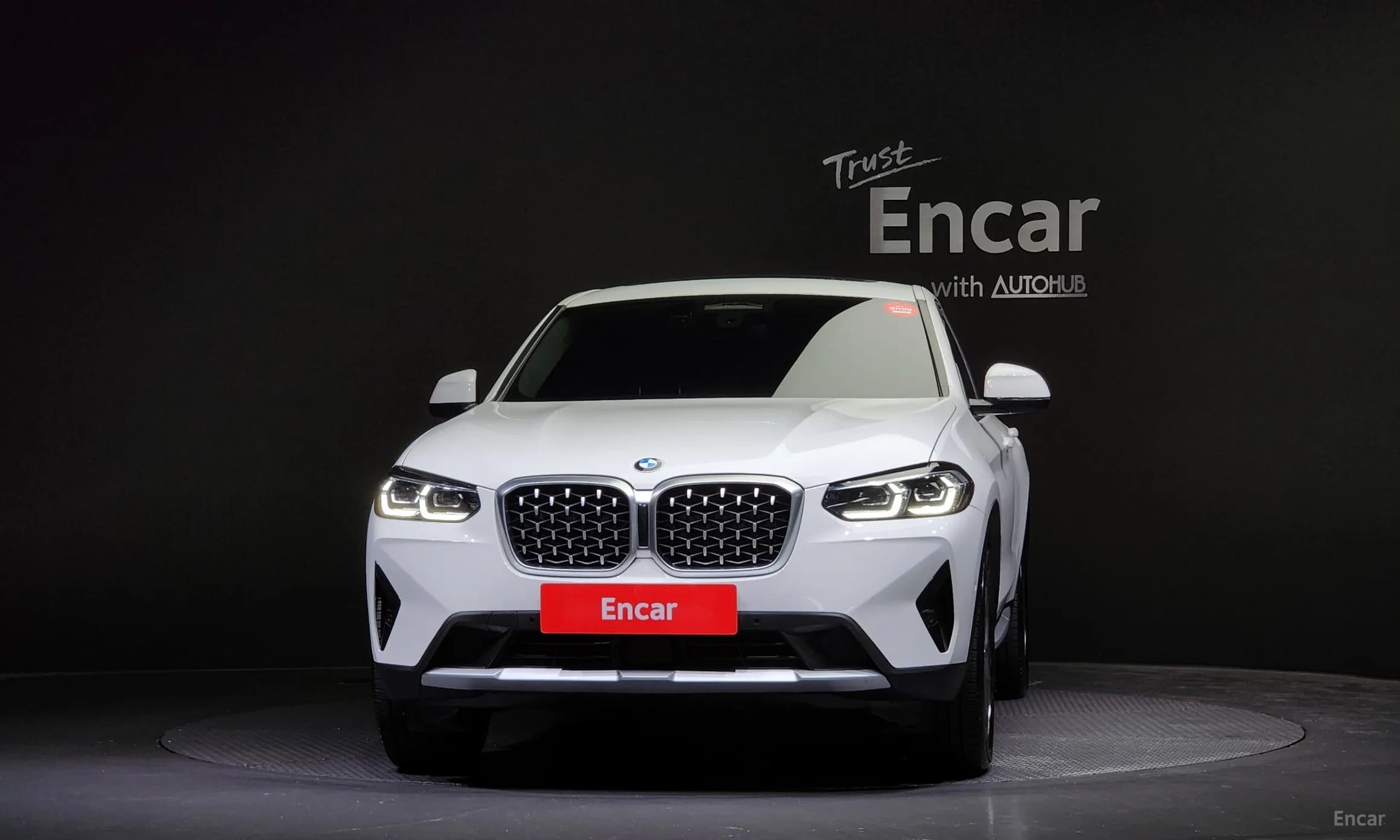 X4 (G02)