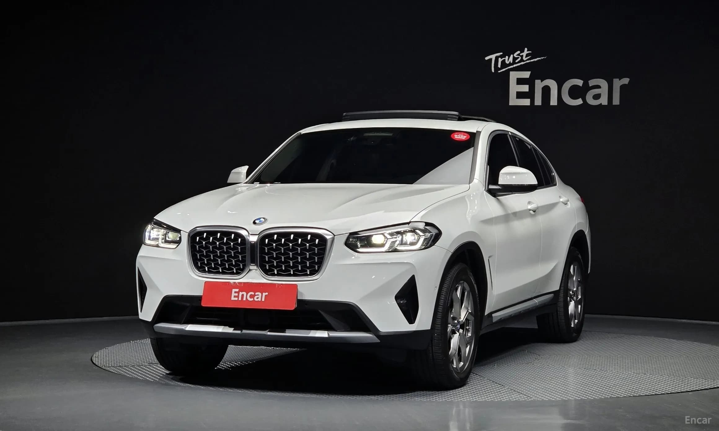 X4 (G02)