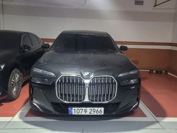7 Series (G70)