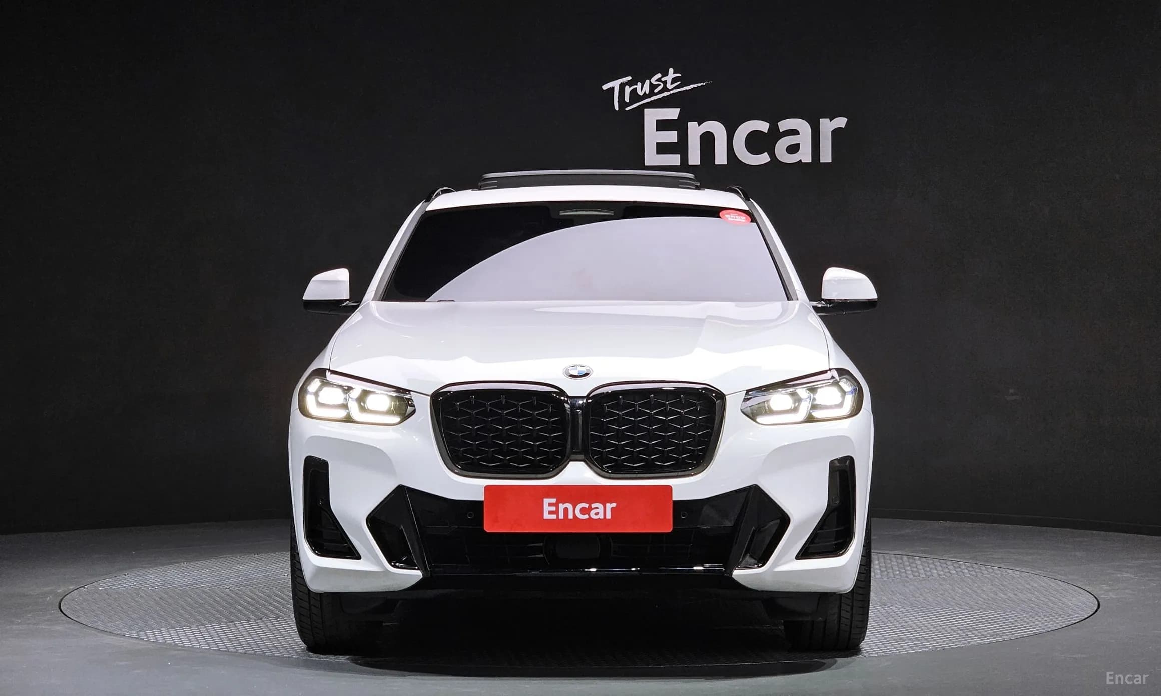 X4 (G02)