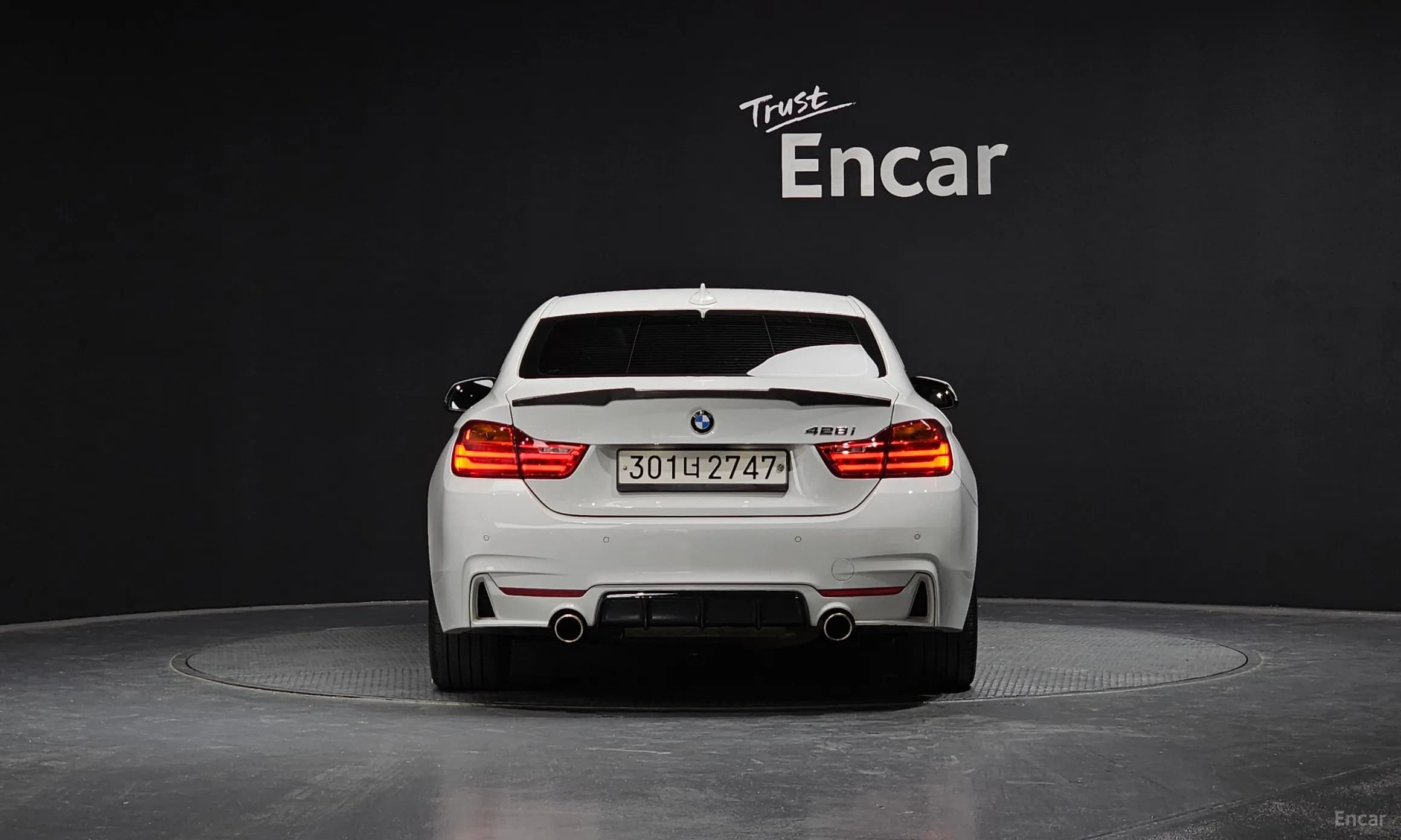 Series 4 (F32)