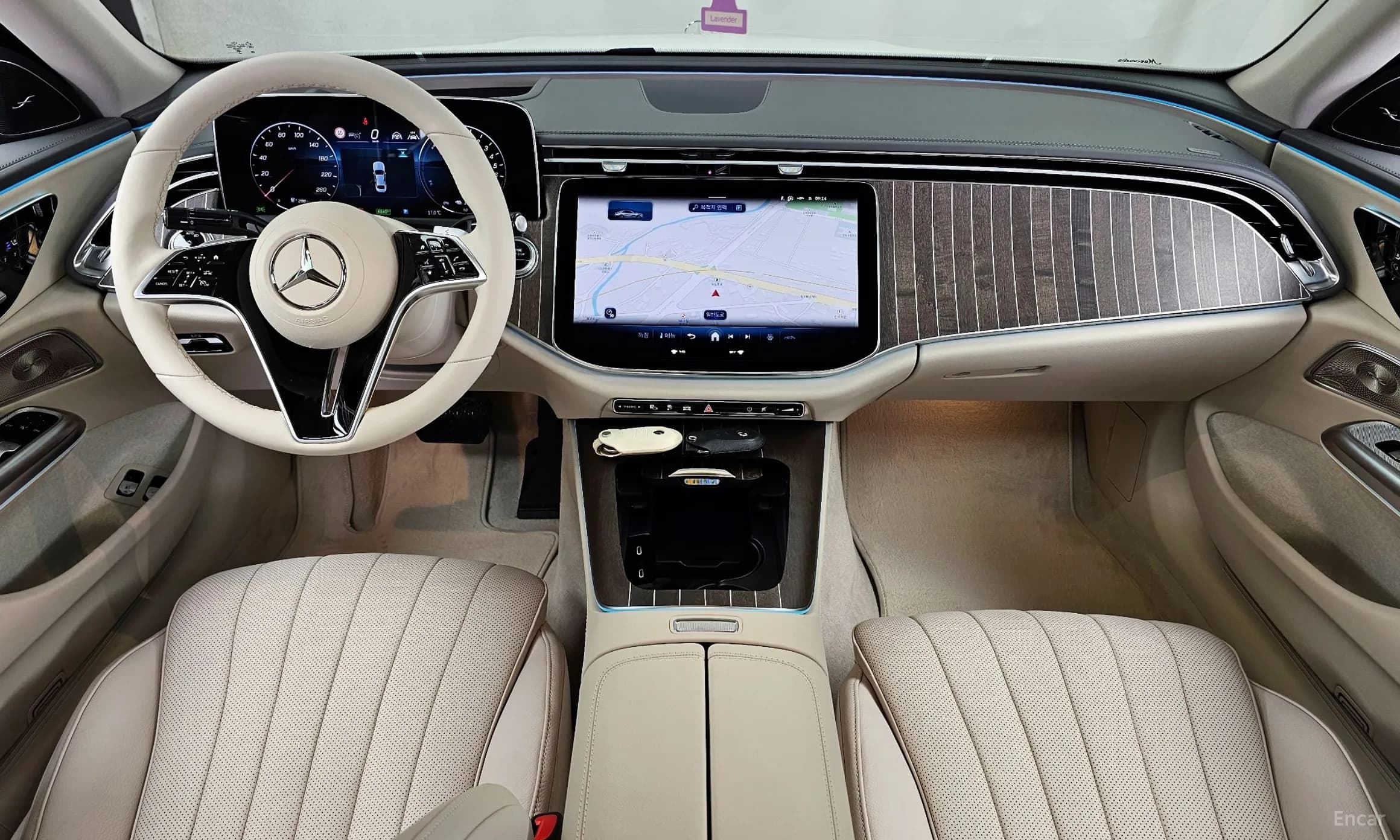 E-Class W214
