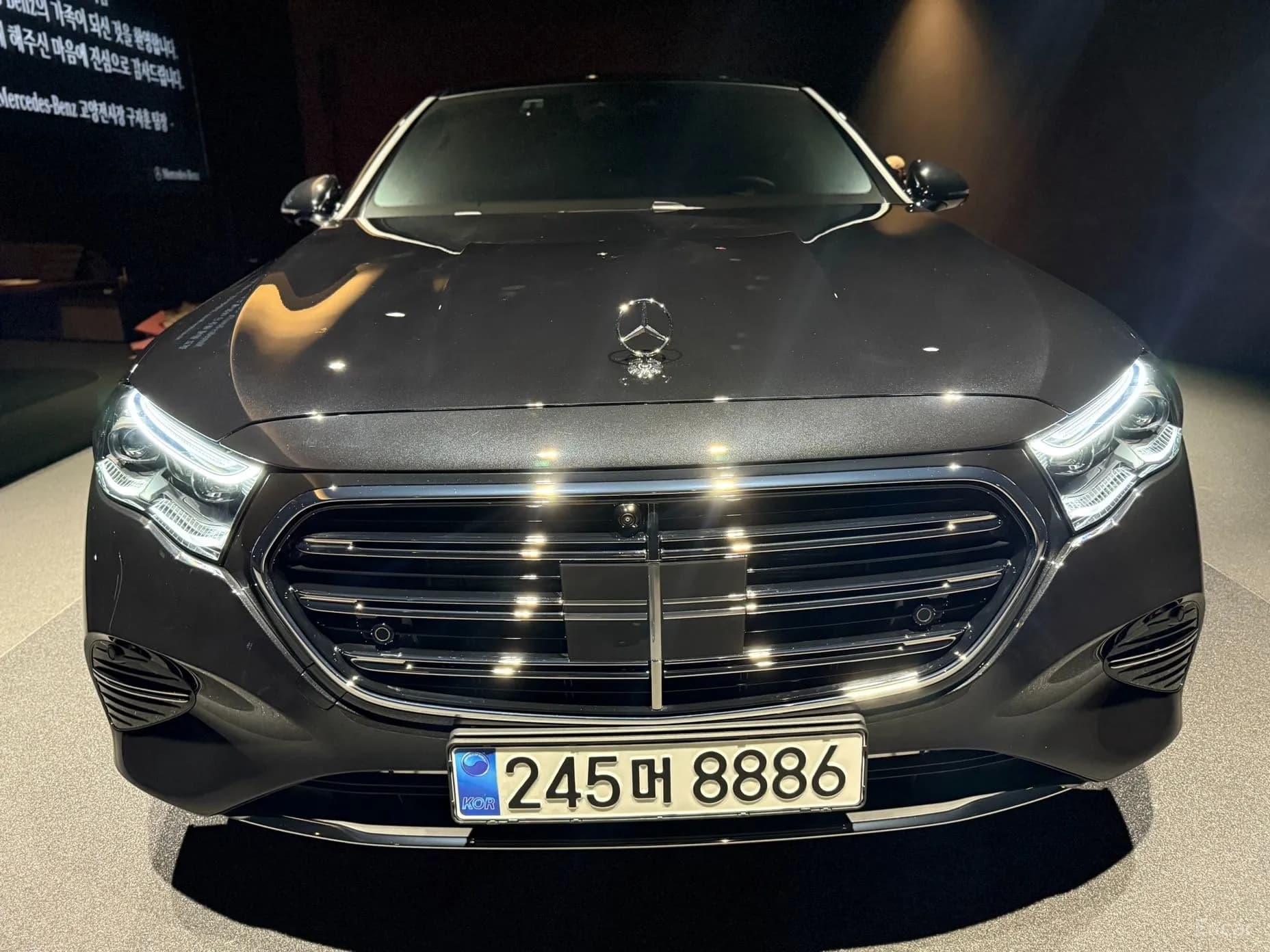 E-Class W214