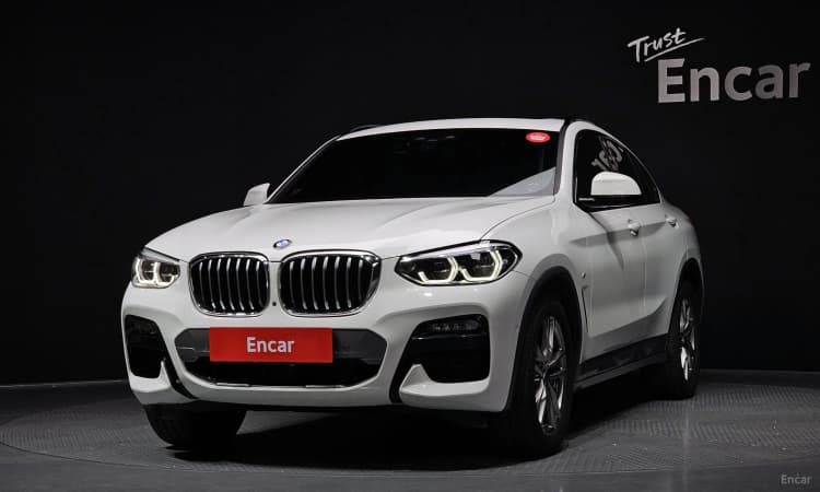 X4 (G02)