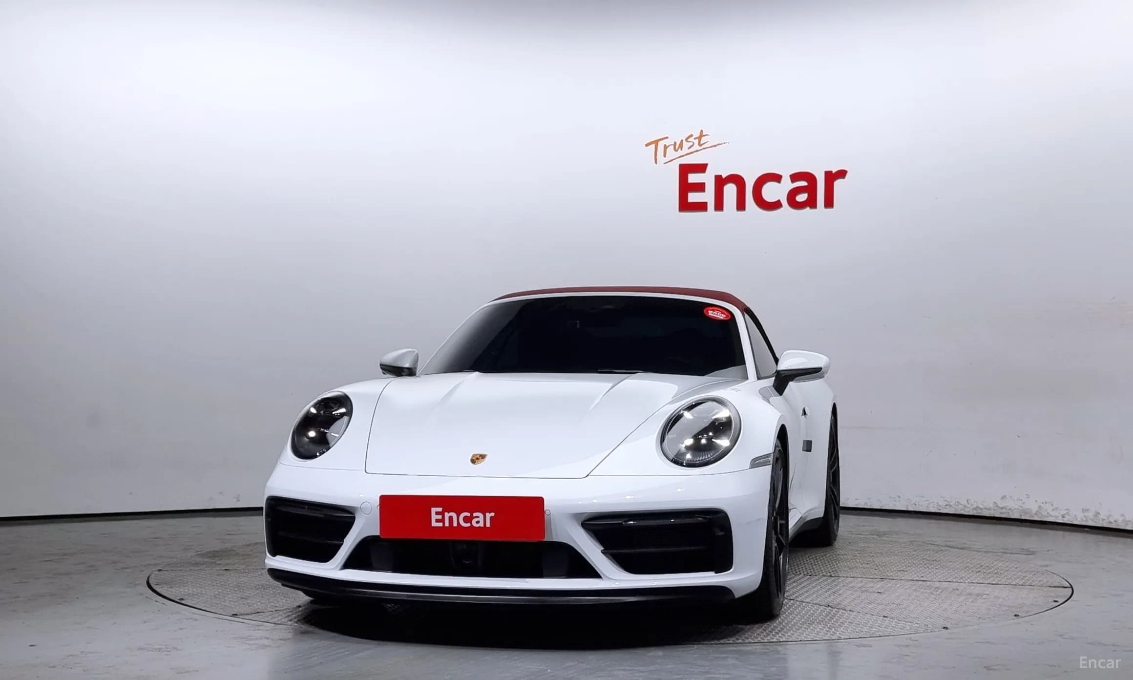 911 (992)