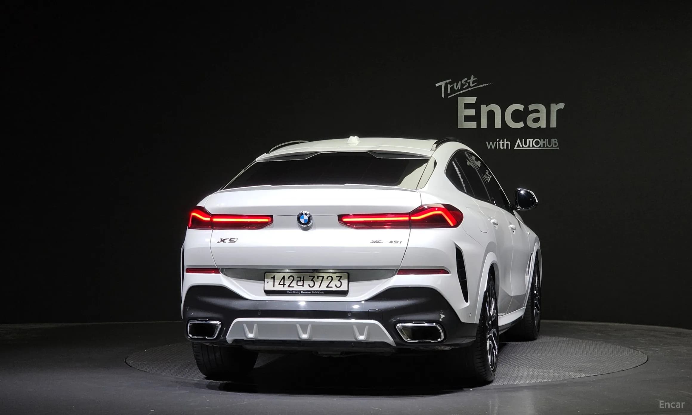 X6 (G06)