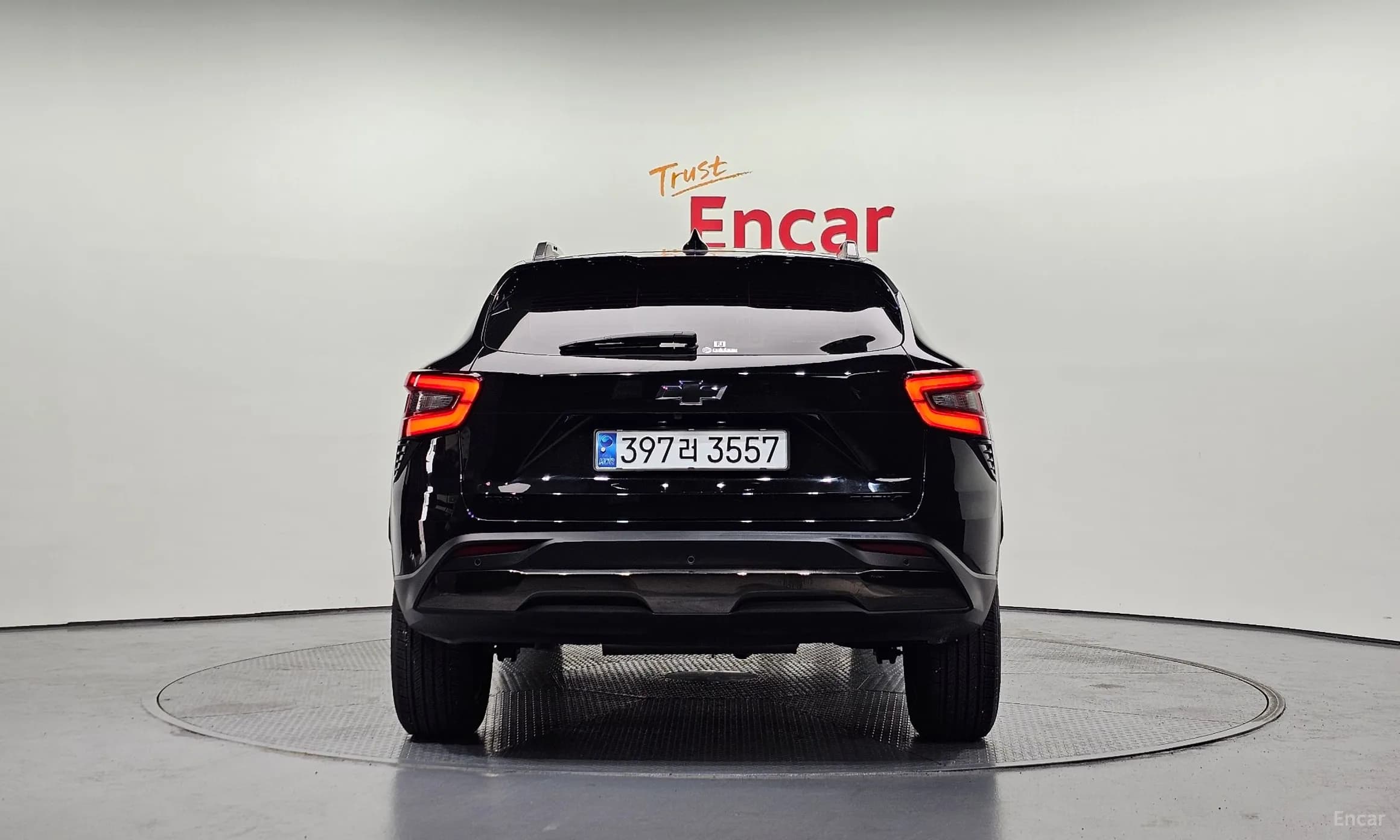 Trax Crossover