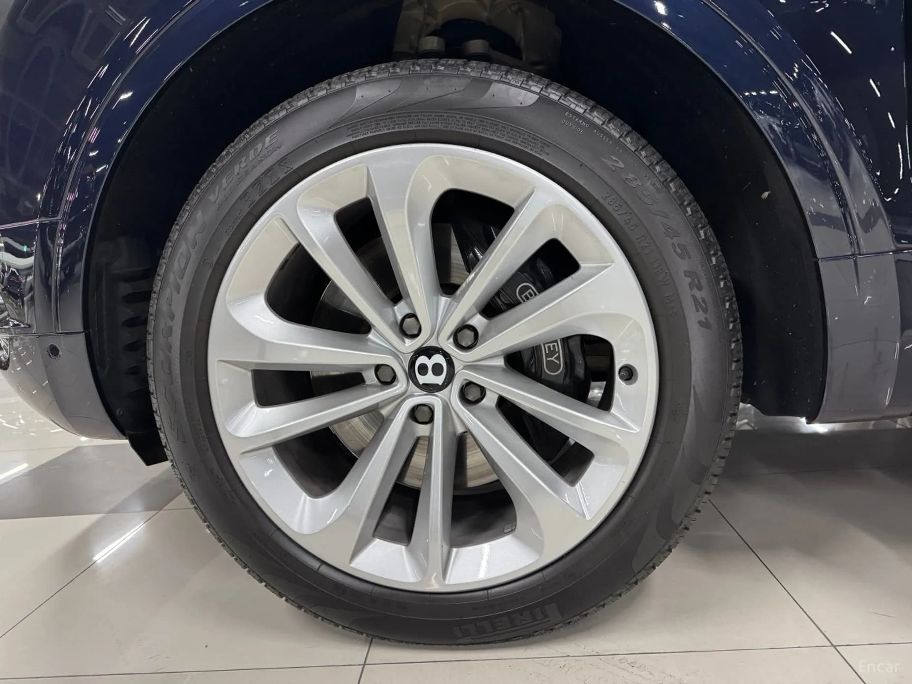 Bentayga