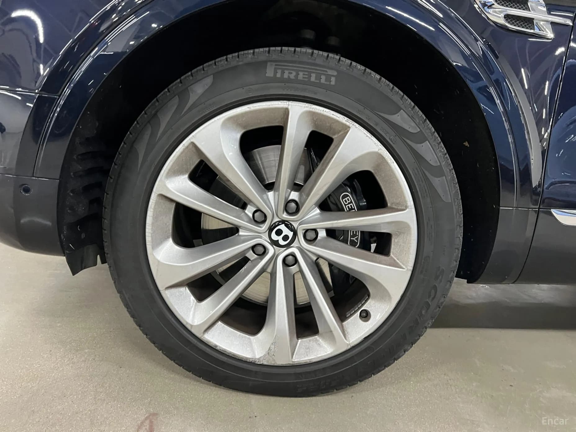 Bentayga
