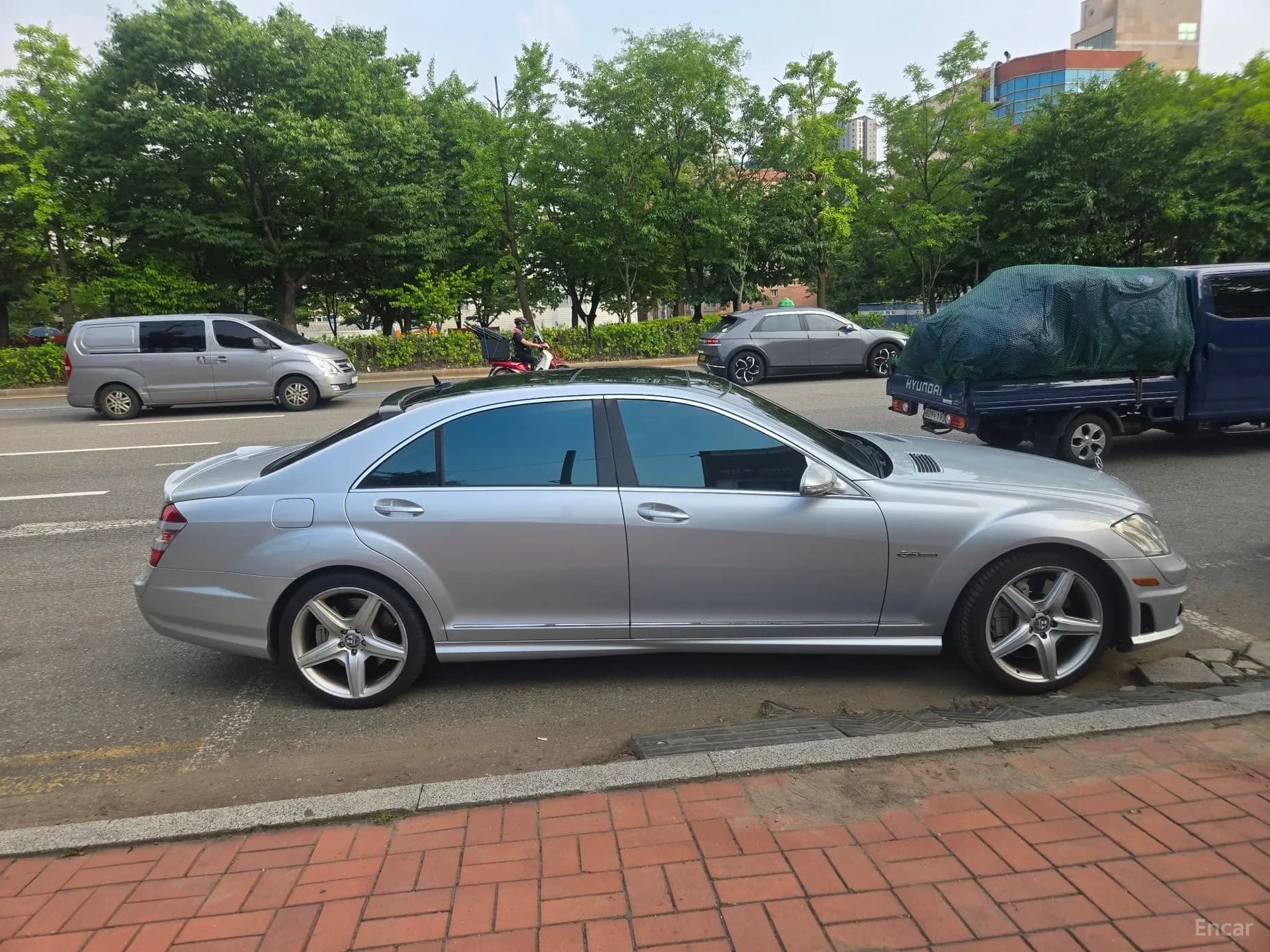 S-Class W221