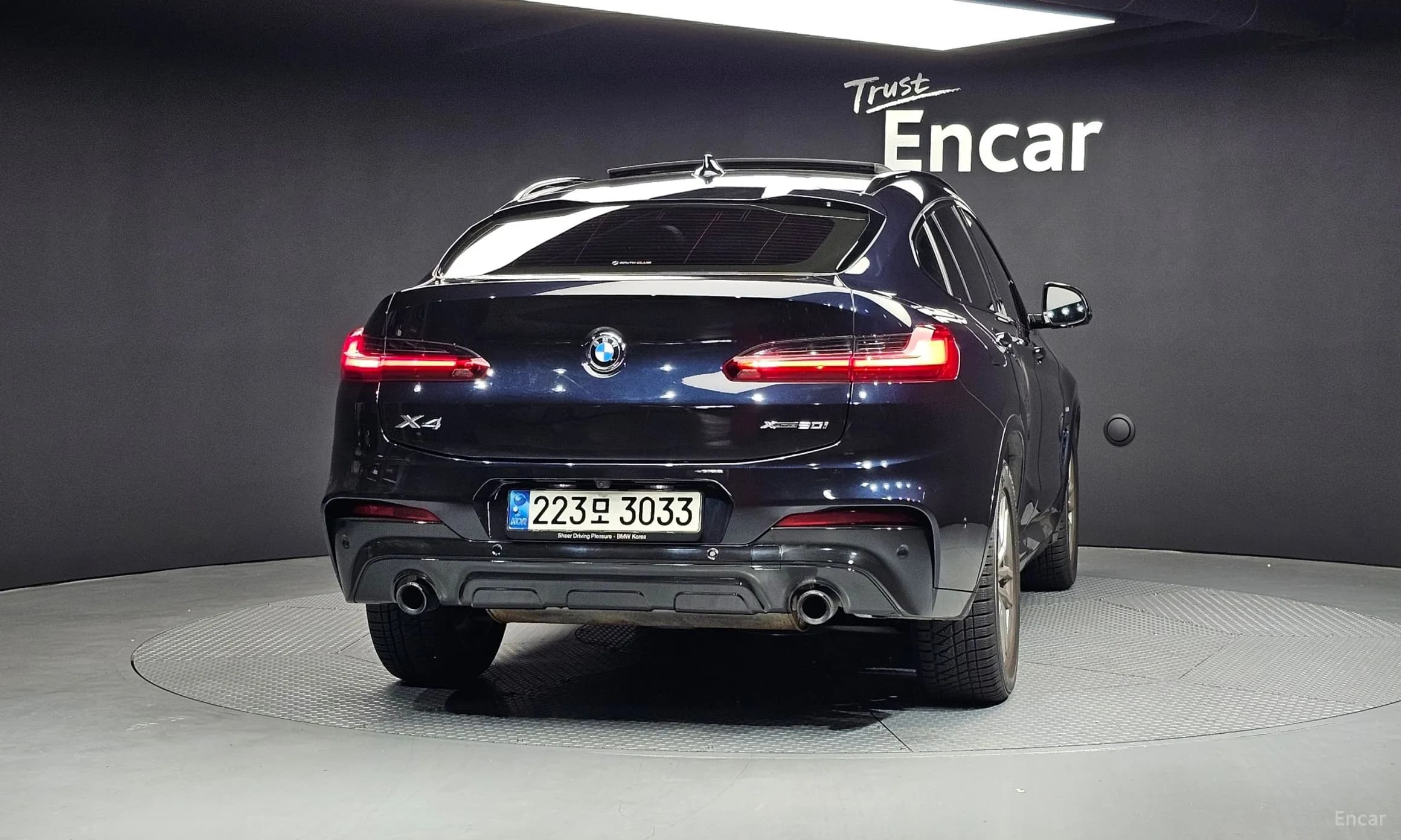 X4 (G02)