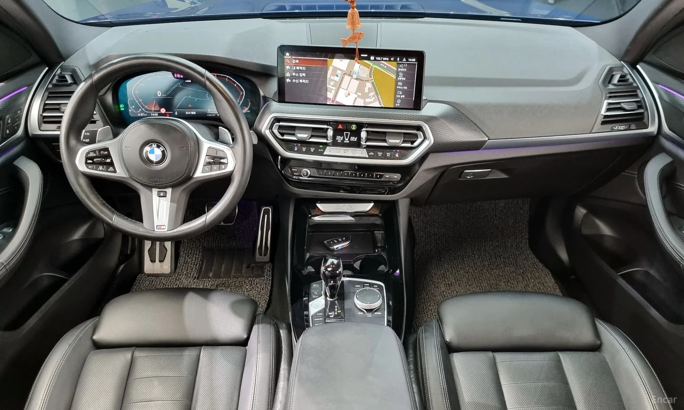 X3 (G01)
