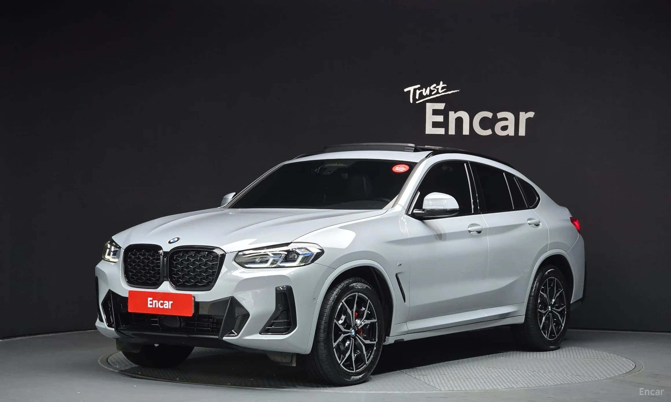 X4 (G02)