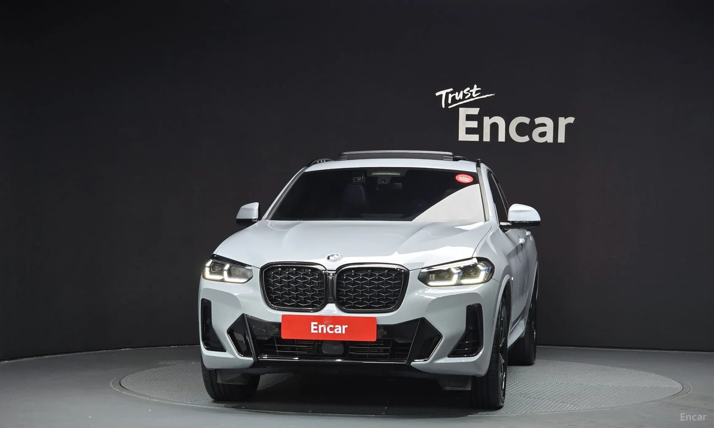 X4 (G02)