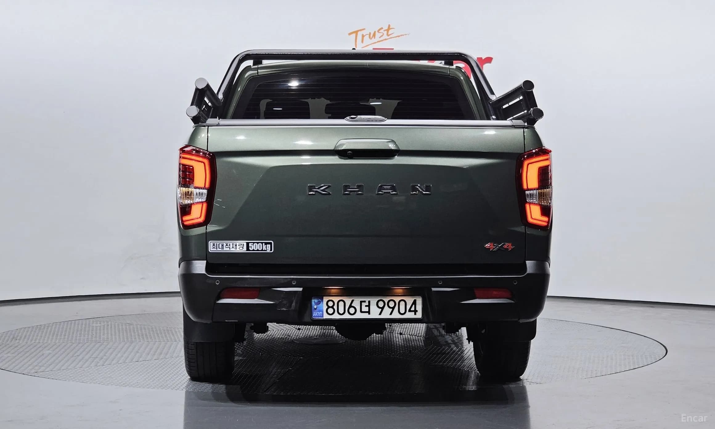 Rexton Sports Khan