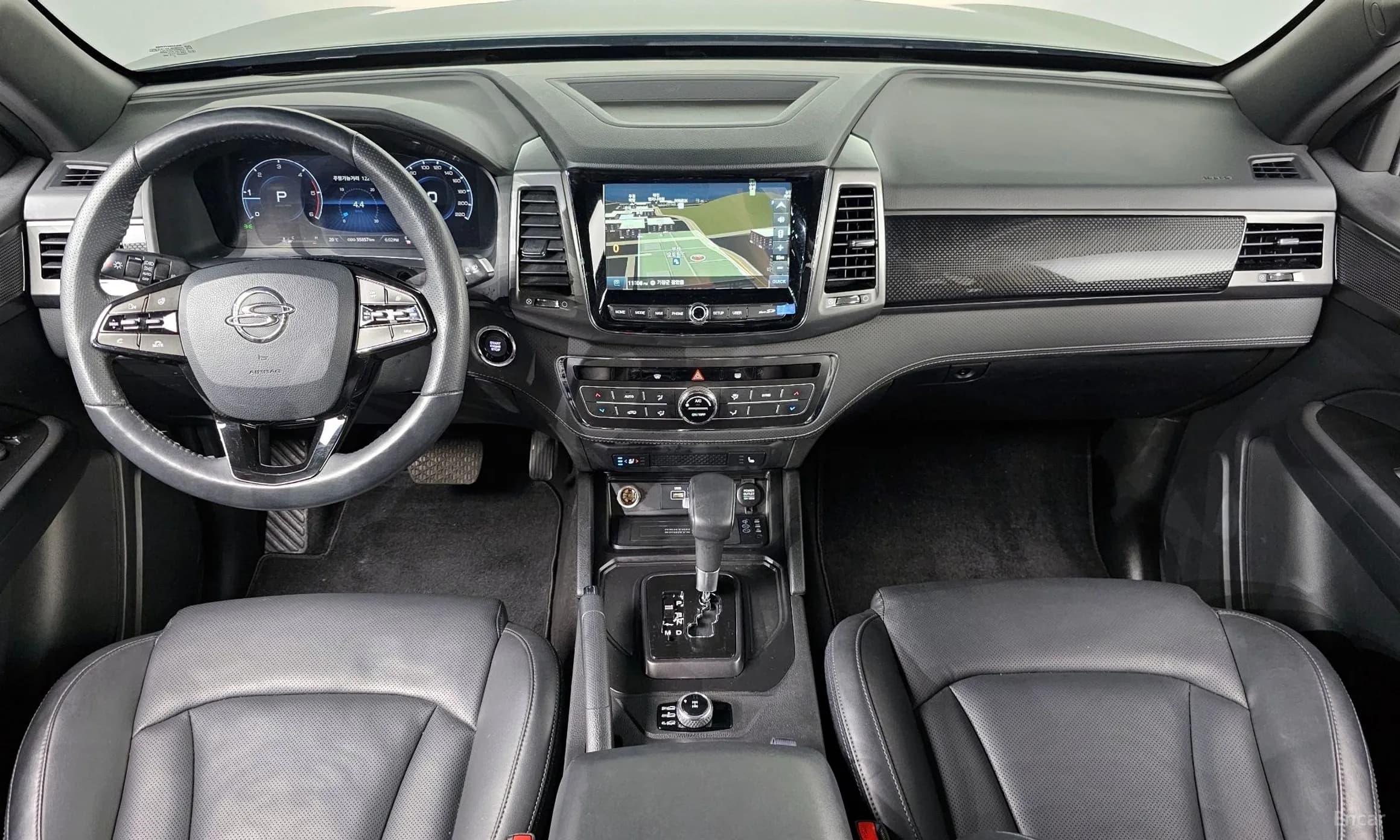 Rexton Sports Khan