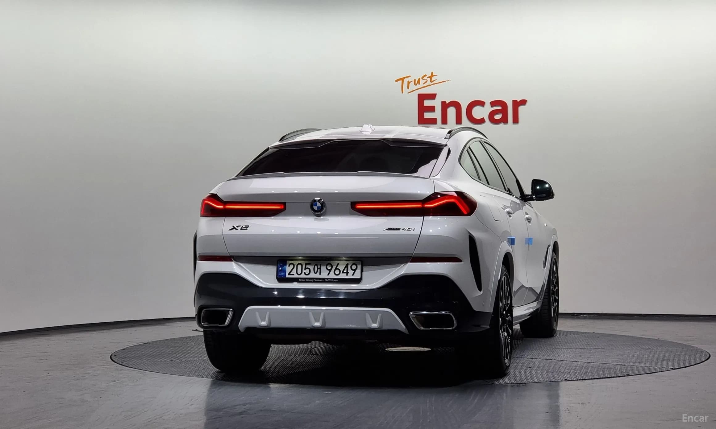 X6 (G06)
