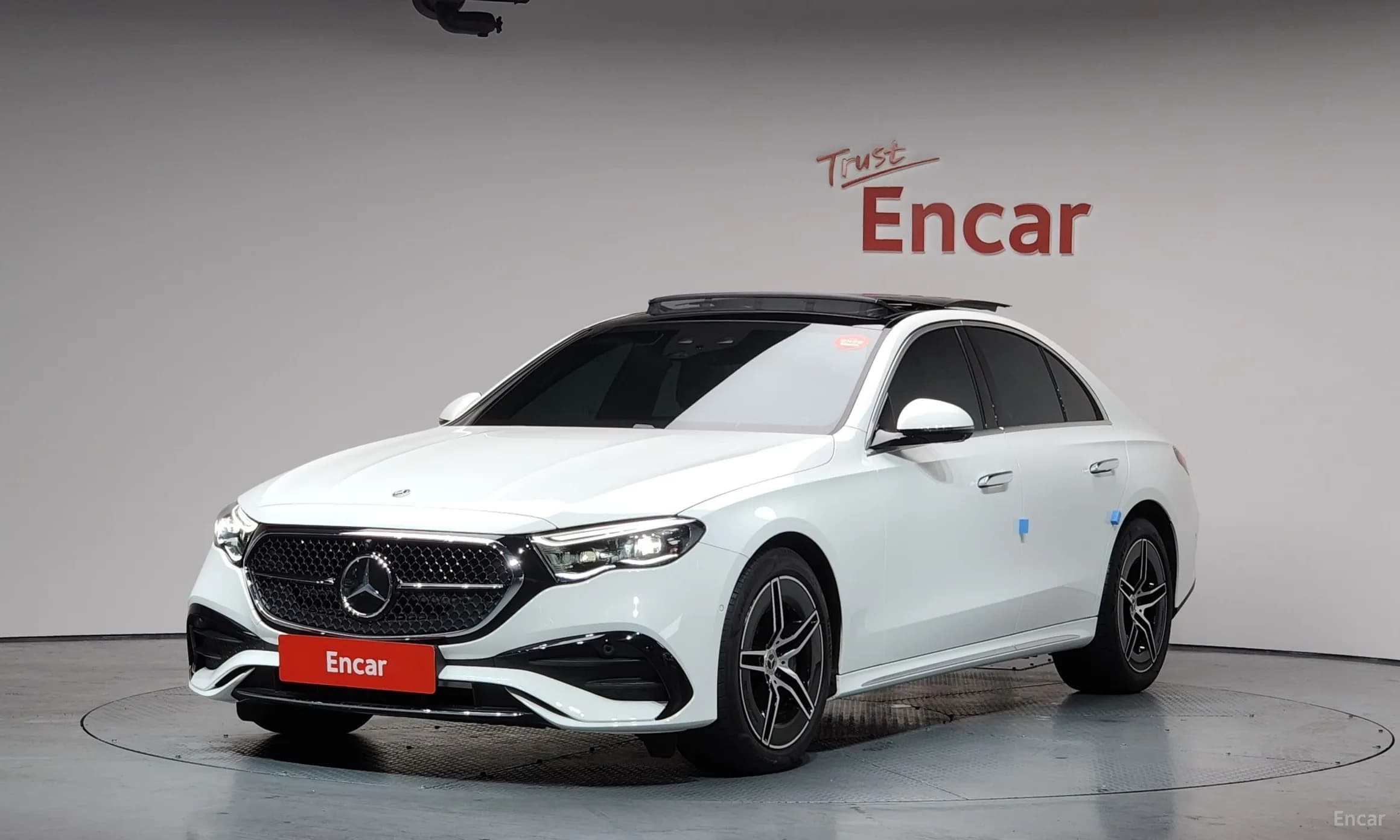 E-Class W214