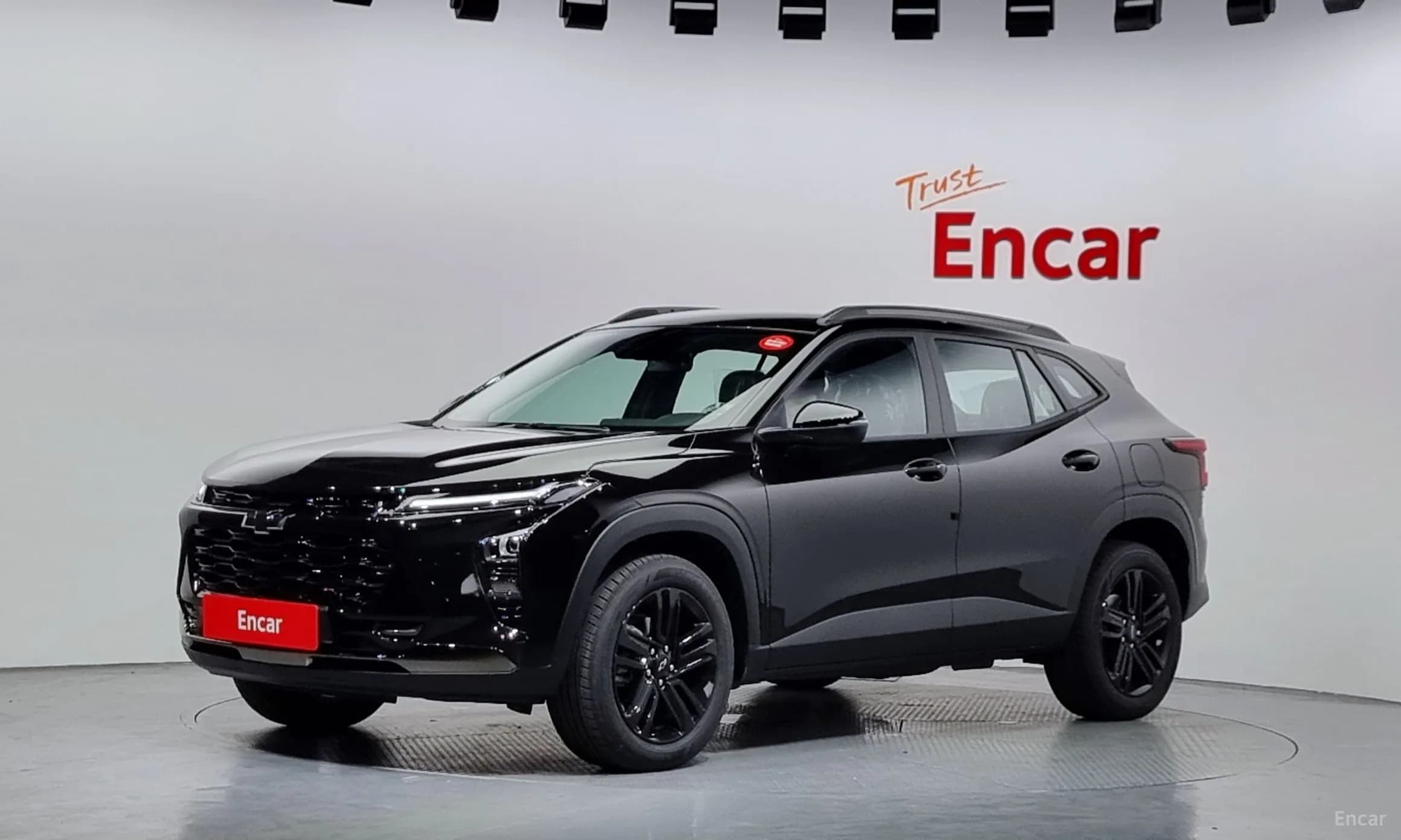 Trax Crossover