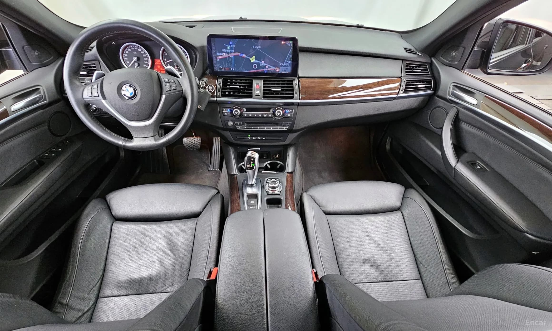 X6 (E71)