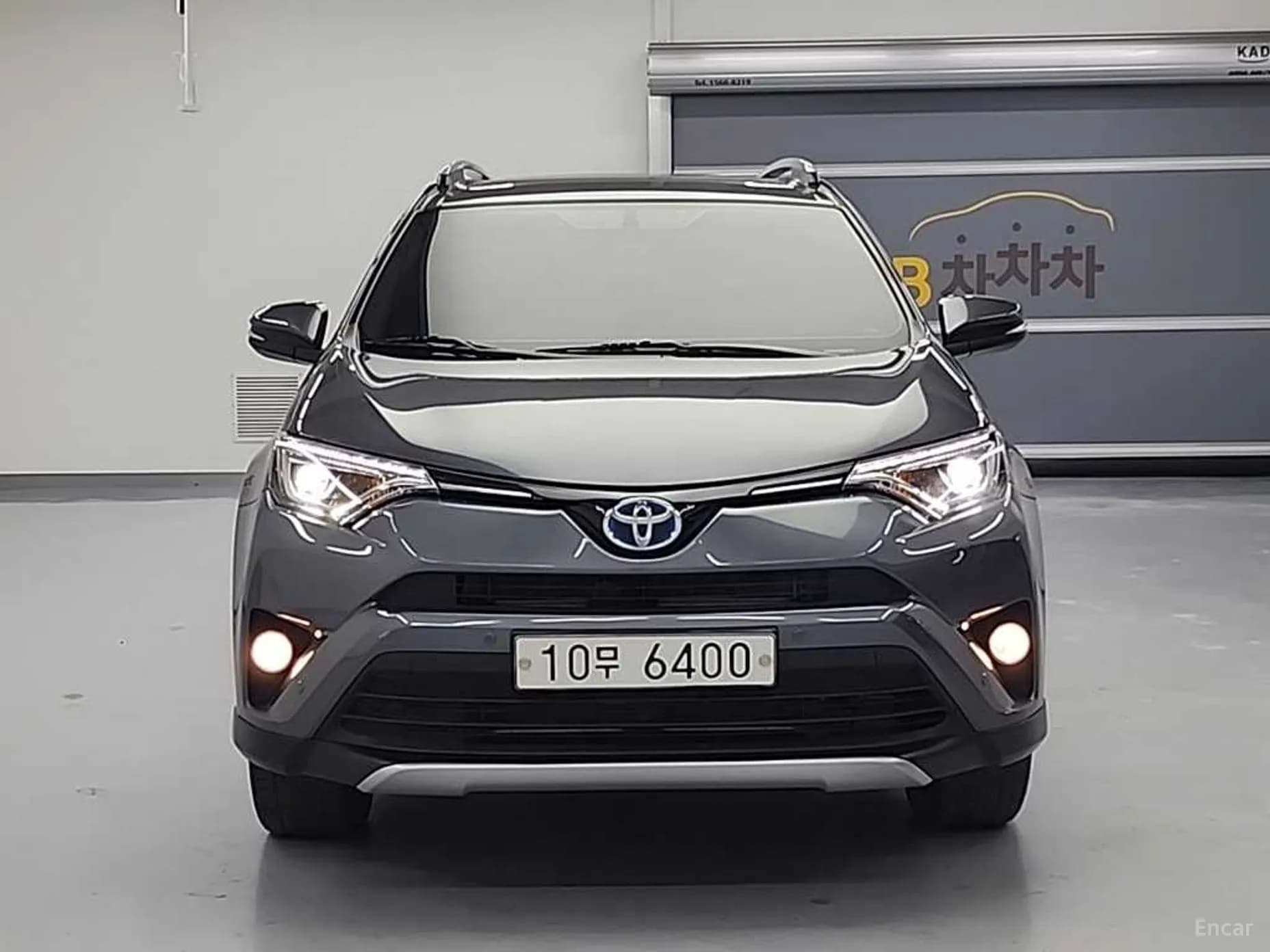 RAV4