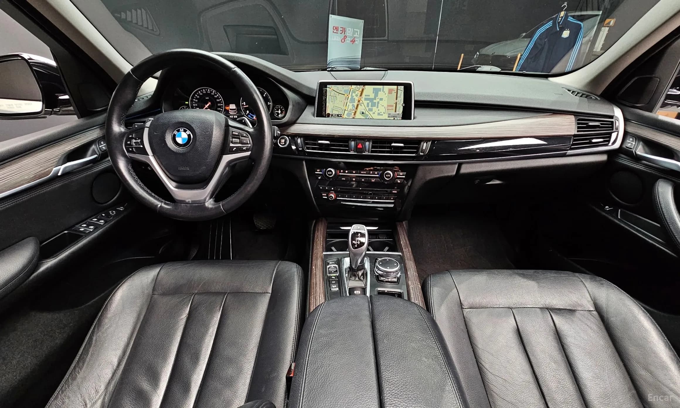 X5 (F15)