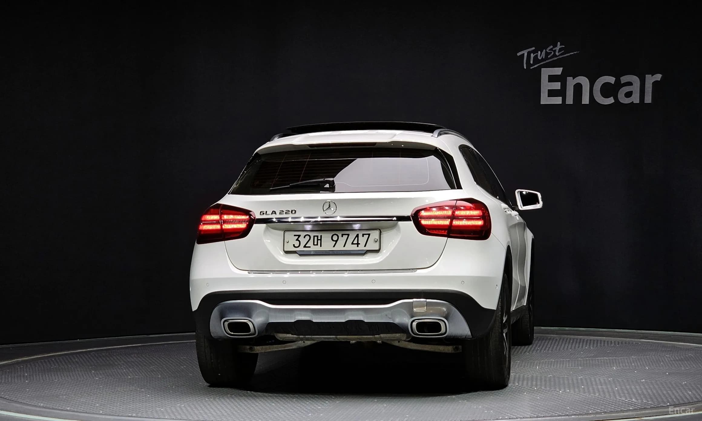 GLA-Class X156