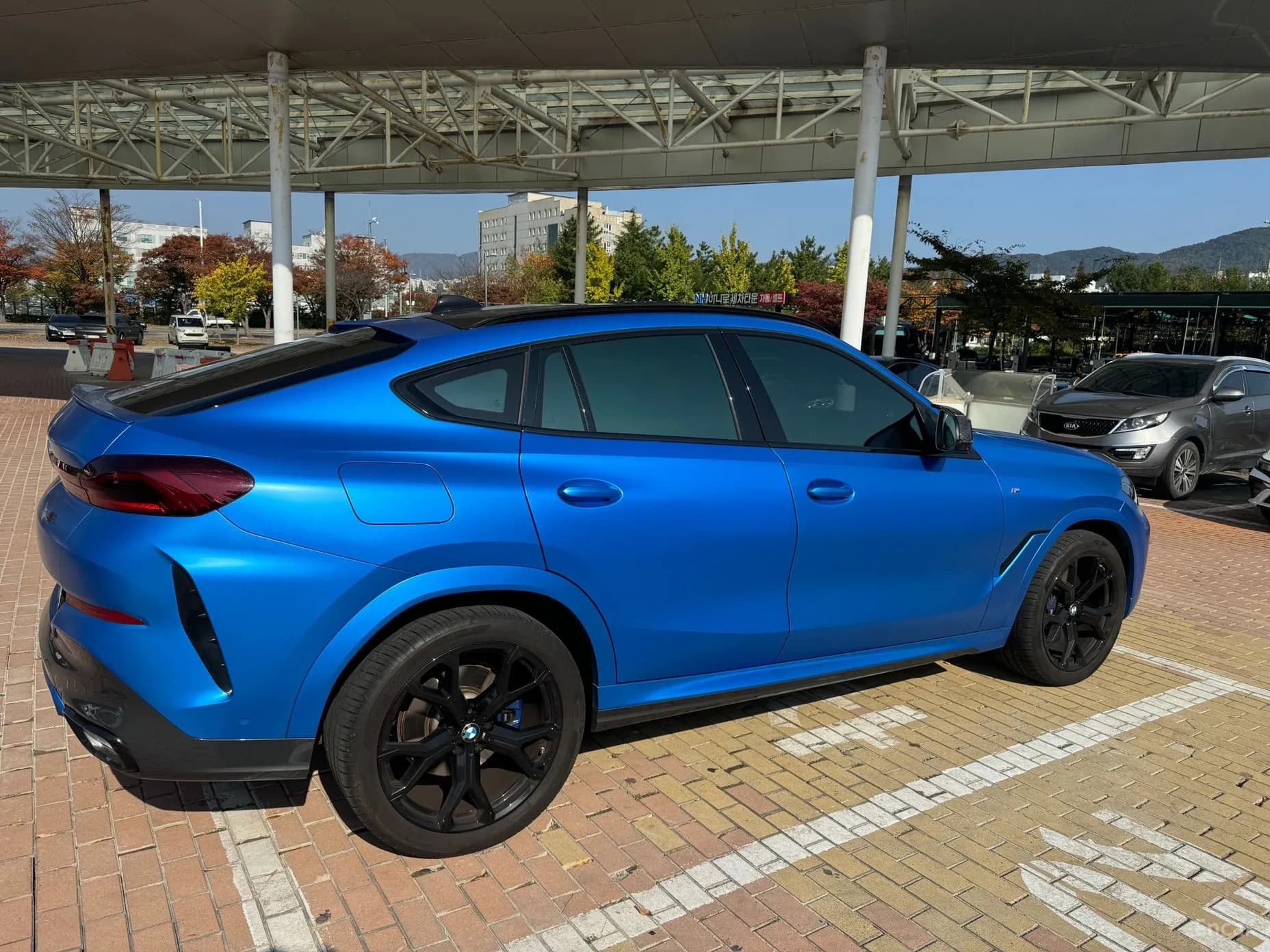 X6 (G06)