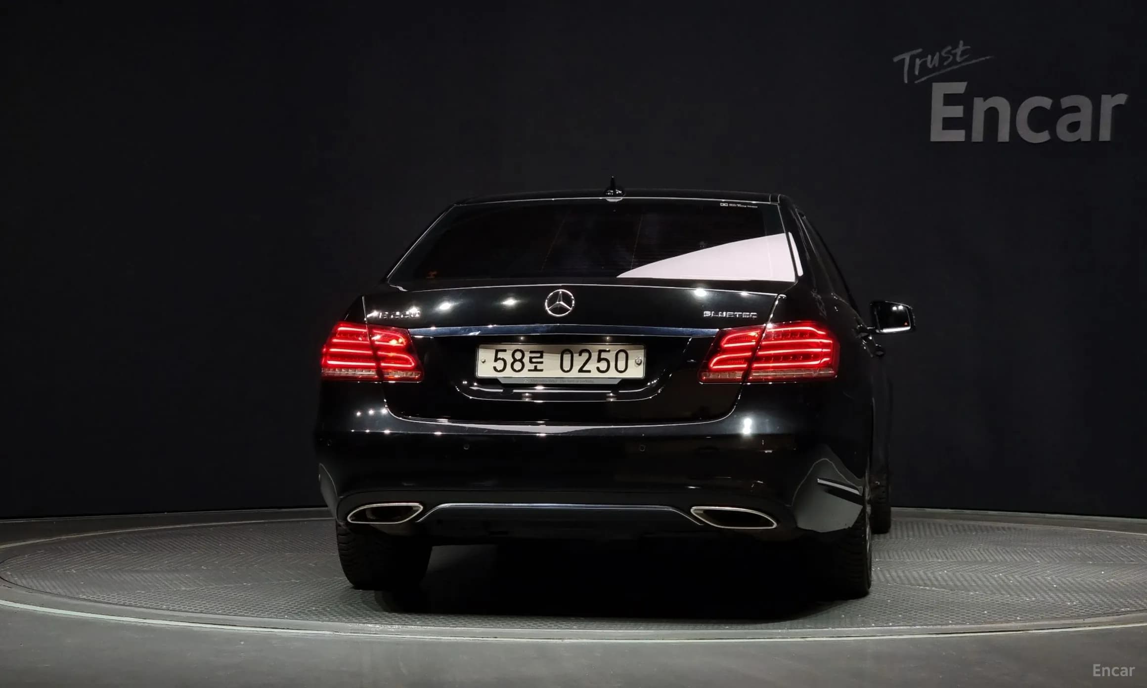 E-Class W212