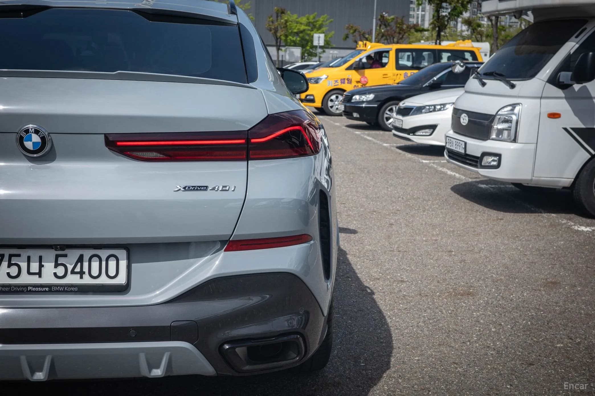 X6 (G06)