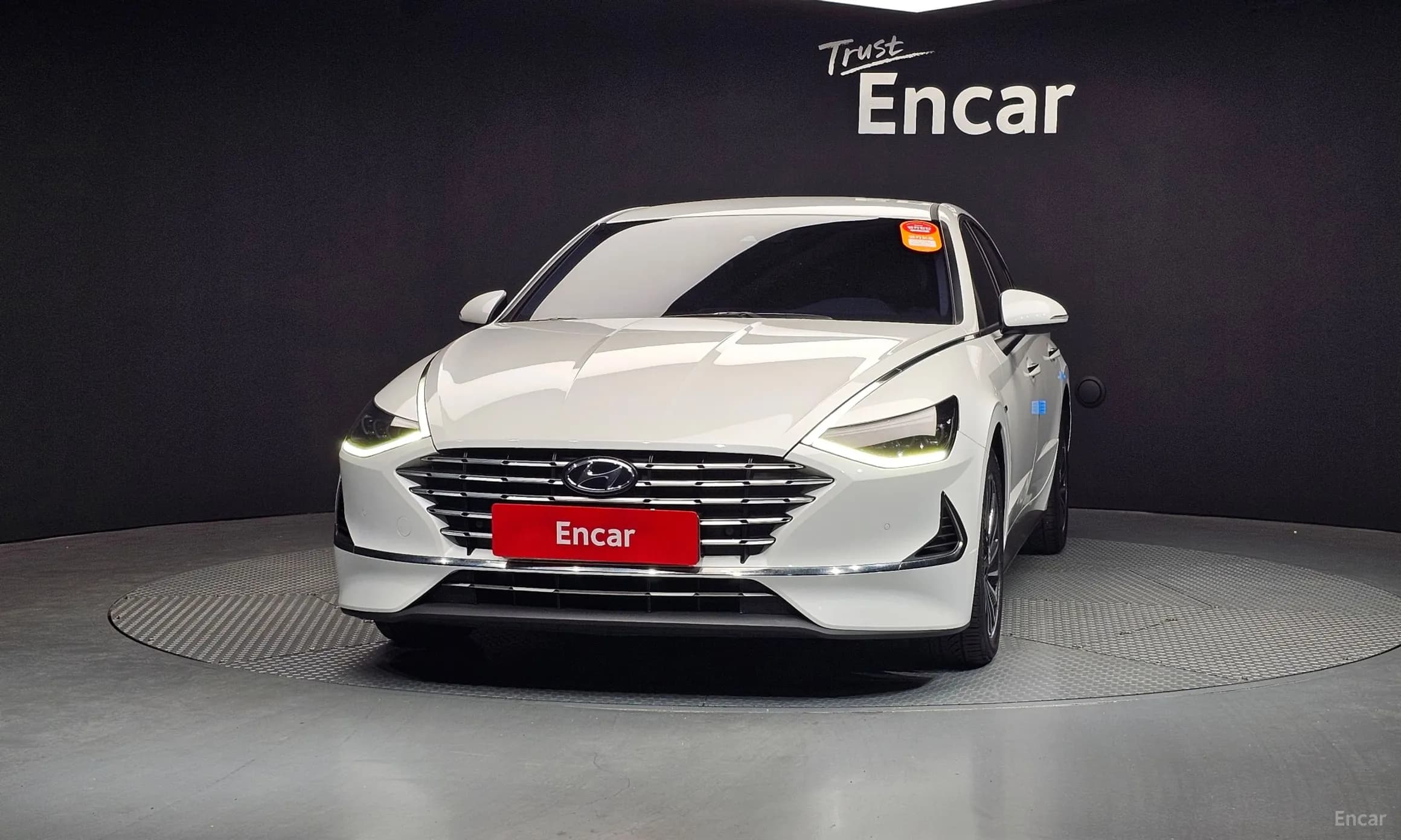 Sonata Hybrid (DN8)