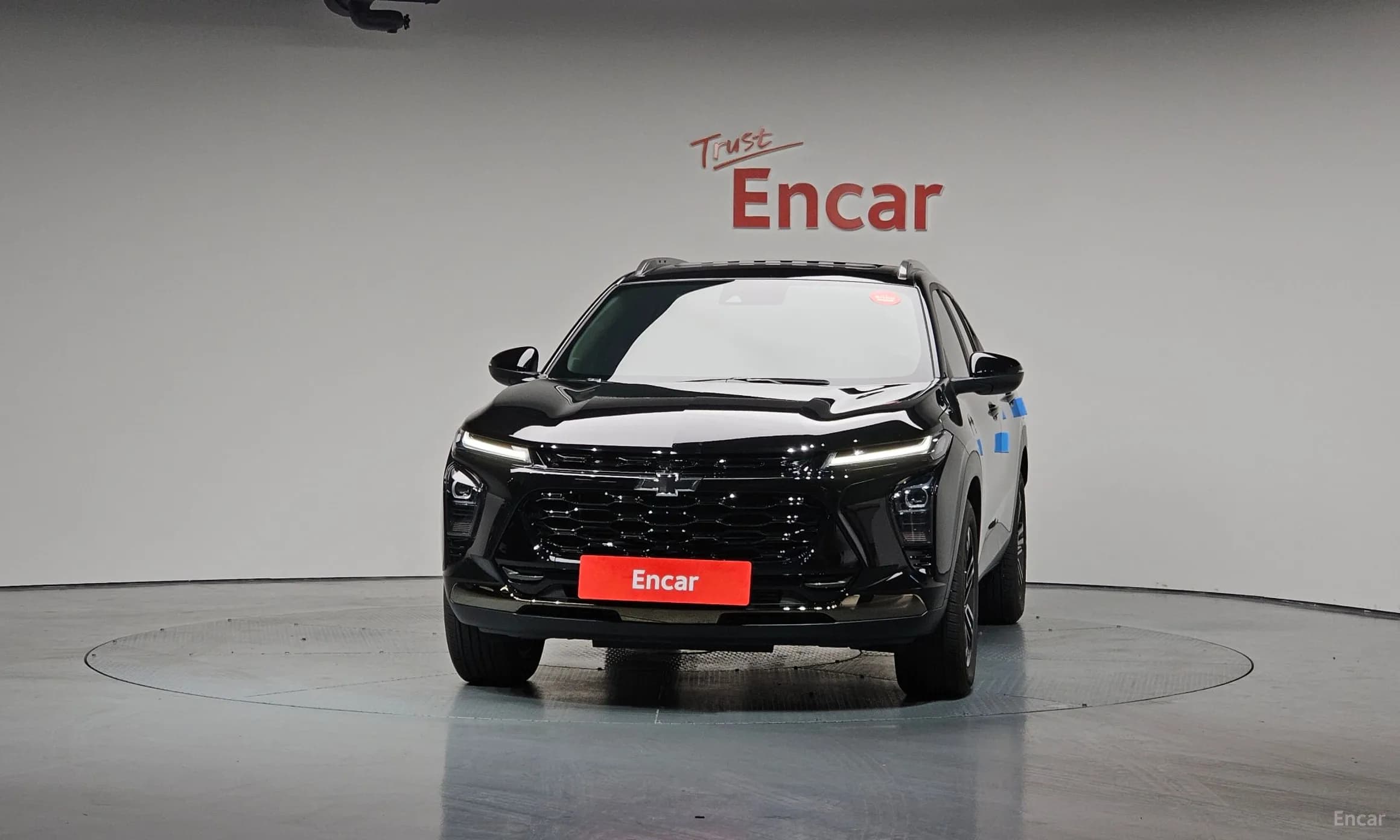 Trax Crossover