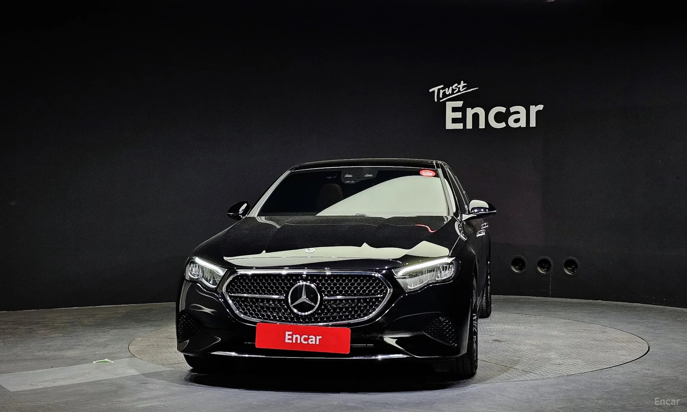 E-Class W214