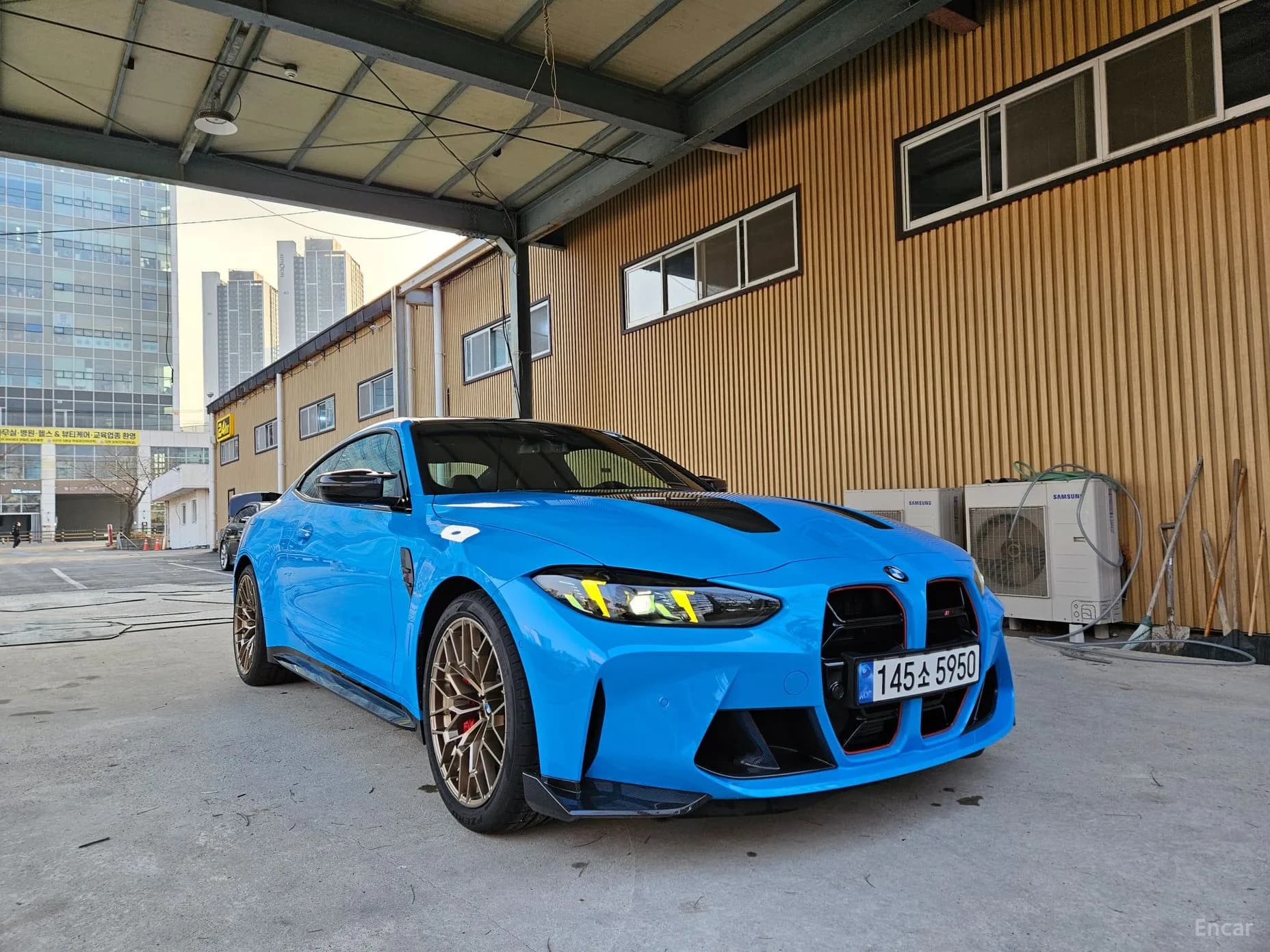 M4 (G82)
