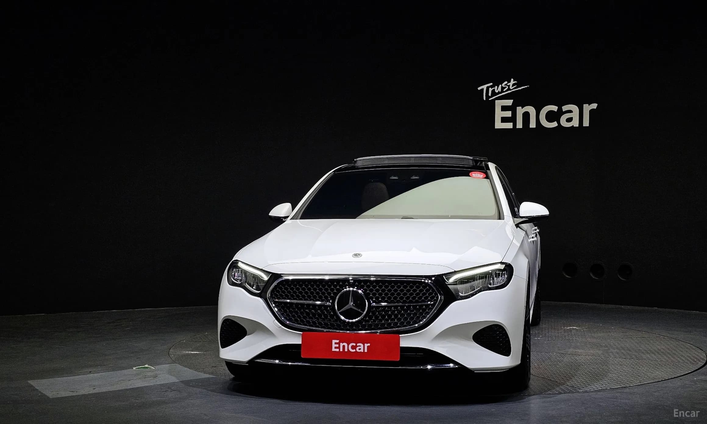 E-Class W214