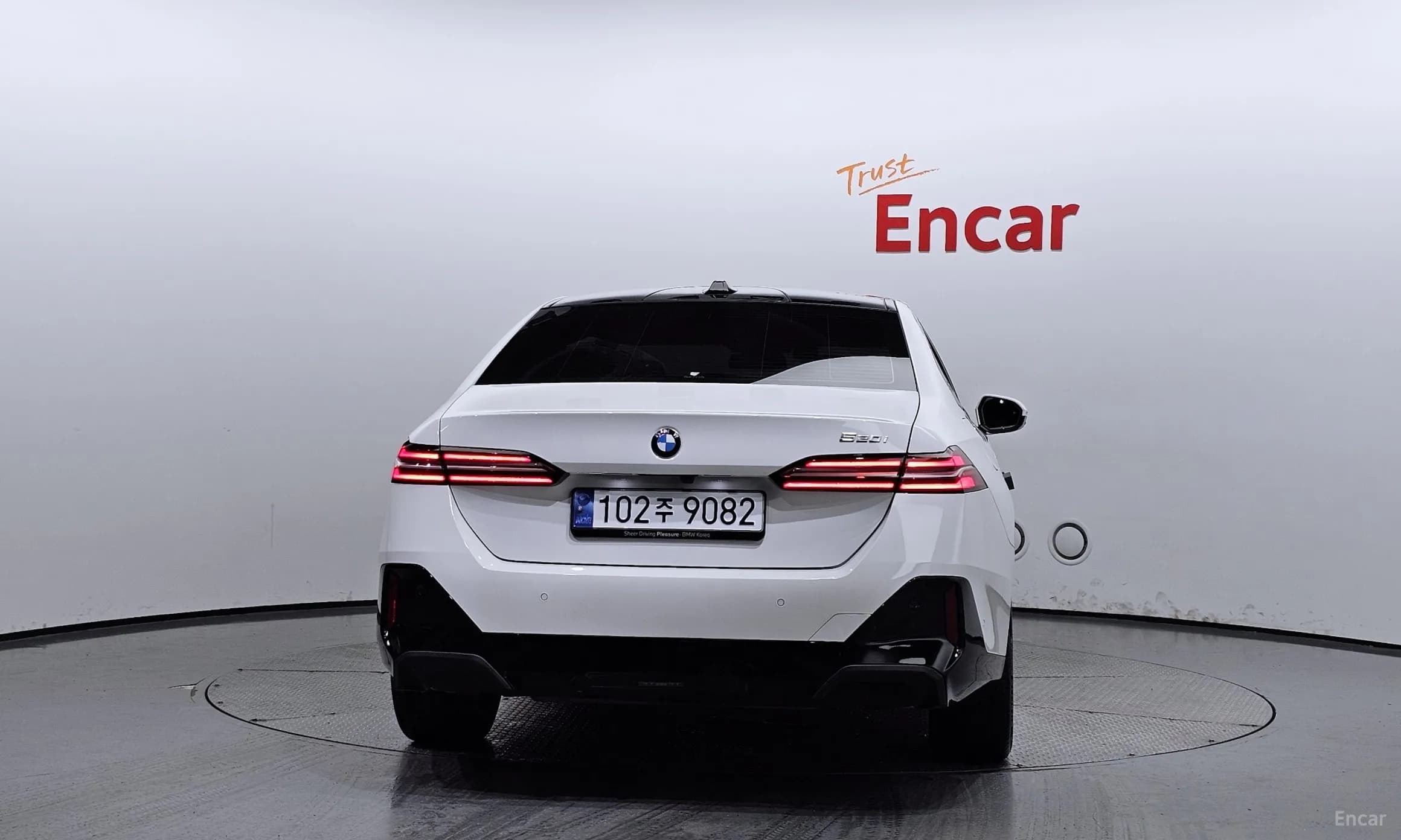 5 Series (G60)