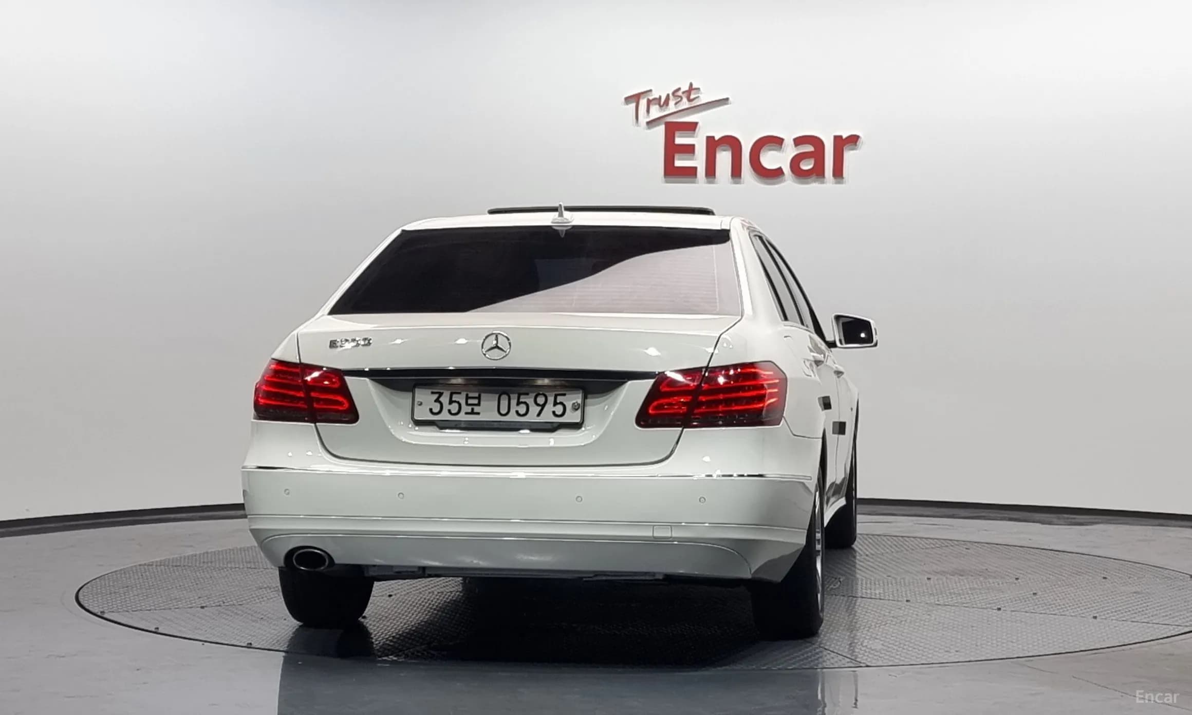 E-Class W212
