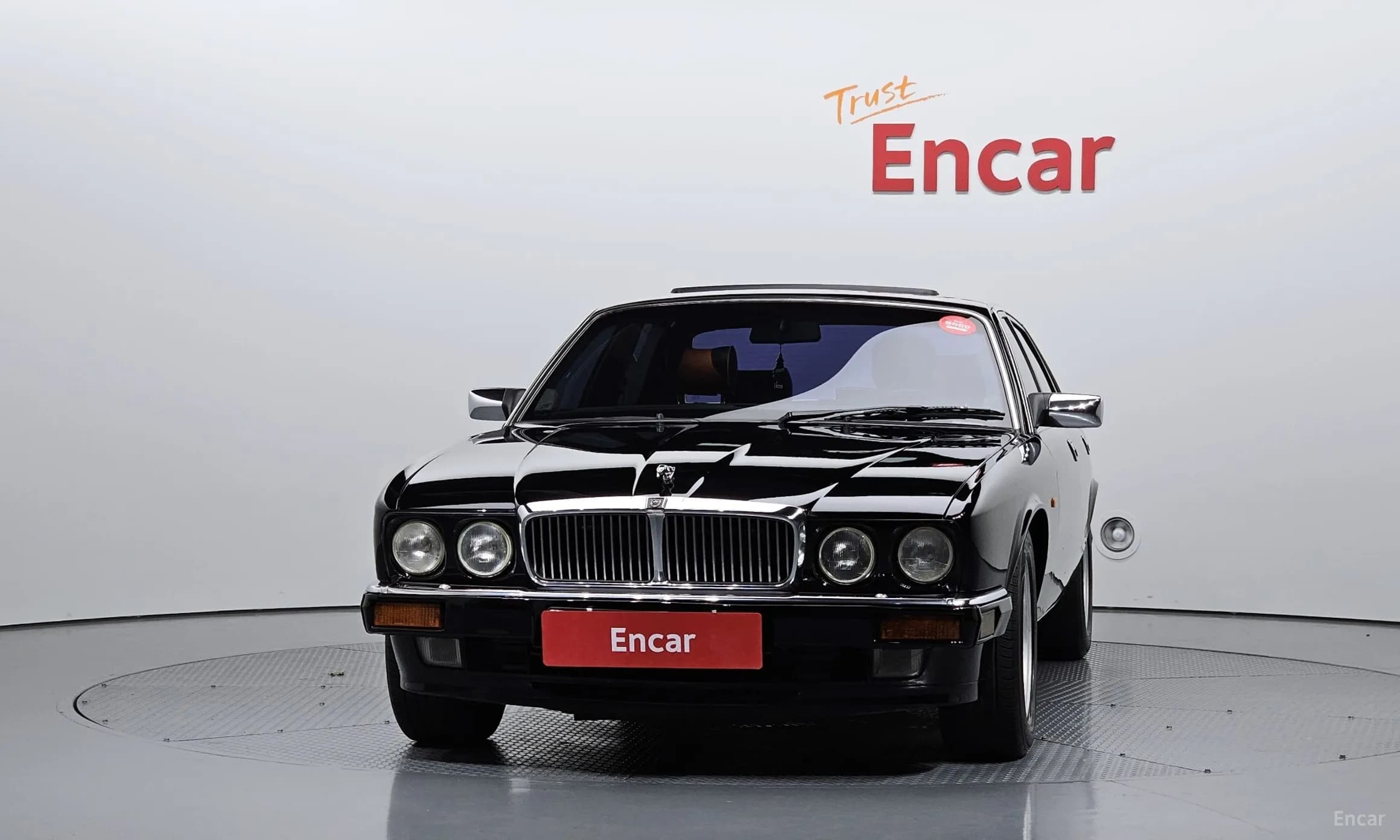 XJ-6