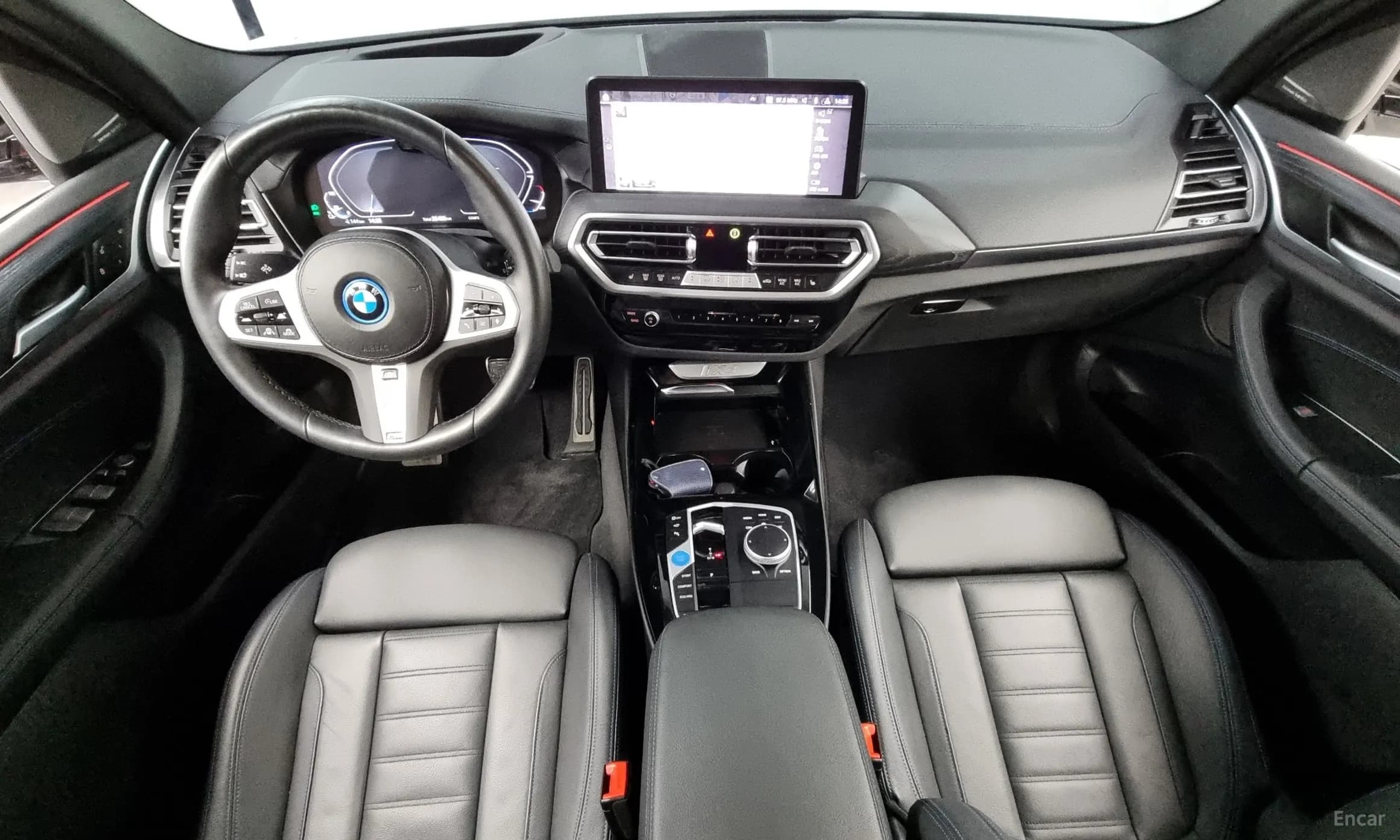 iX3