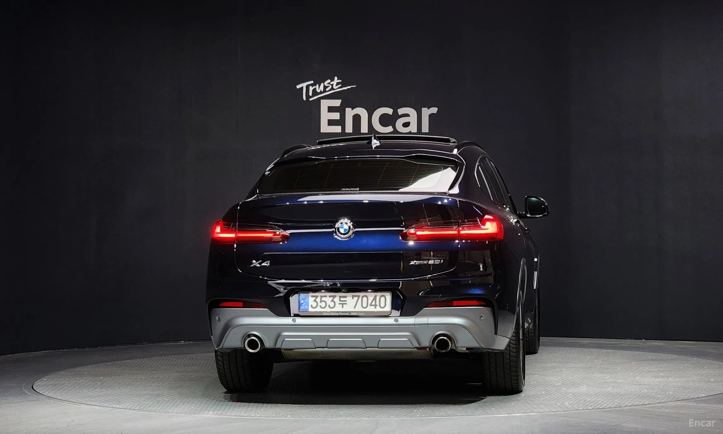 X4 (G02)